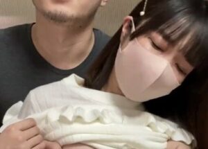 【疑問】乳首の毛をピンセットで抜いてる奴wwwwwwwwwww