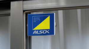【動画】ALSOK、ゲイビデオの導入部分みたいな謎の動画を公開
