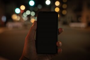 【助けて】ついさっき3:45に目が覚めたら俺のiPhoneがとんでもないバグり方してた　※画像あり