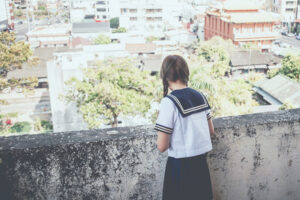 ワイ「高校の頃の可愛かったあの子今何してるんやろなあ…(SNS検索ﾎﾟﾁｰ)」