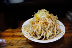 【悲報】例のラーメン二郎さん、荒れすぎてXのコメ欄を閉鎖