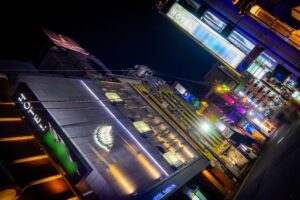 よくホテルに「御休憩3980円〜」とか書いてあるけどなんでホテルで休憩するんだよｗｗｗｗｗ