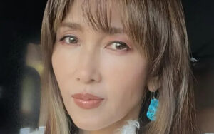 【画像】工藤静香さん、とんでもない格好で登山してしまい大炎上ｗｗｗｗｗｗｗｗ