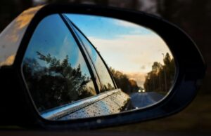 【画像】車の中にモバイルバッテリーを放置した結果ｗｗｗｗｗｗｗｗｗｗｗｗｗｗｗｗｗｗｗｗ