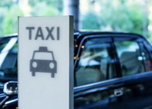 タクシー運転手さん、どうしても客を乗せたくないので『こう』なる