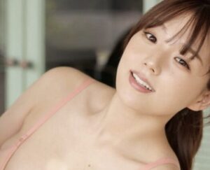 【画像】篠崎愛(30)さんの全盛期、ガチで可愛すぎるwwwww