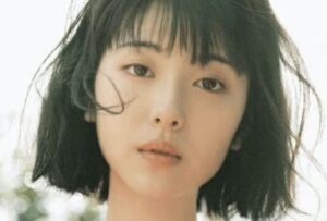 浜辺美波のワキ■ンコwwwwwwwww
