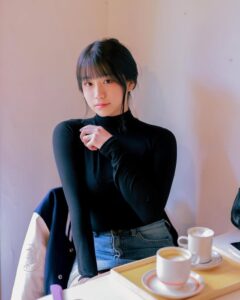 【画像】こういう男の前では絶対ボロを出さないタイプの清楚エロ女ｗ