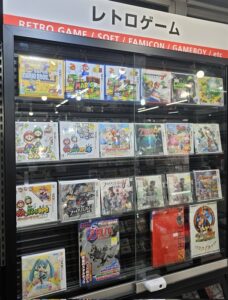 【画像】秋葉原「これがレトロゲームです」