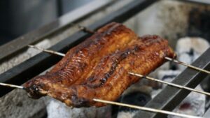 【画像】日清食品から出てる謎の鰻ｗｗｗｗｗｗｗｗｗｗｗｗｗ