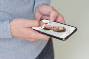 【悲報】陰キャワイ、マチアプで参考にする為に他の強者男性のプロフを見て絶望