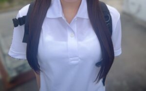 【画像】水泳部のヤリマン女子マネージャー、お仕置きされる