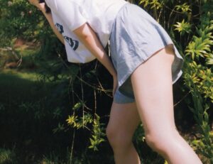 バカみたいにデカ乳のJKグラドルさんがコチラですwwwww
