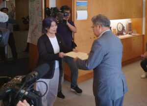 【画像】伊東市長、メスを出し始める