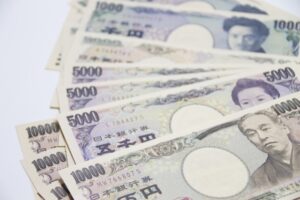 【画像】5000円札、ブサイク過ぎるｗｗｗｗｗｗｗ