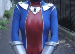 戦隊ヒロインの女キャラ、ボディラインが性ッッッwwwwwwwwwwww