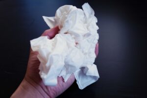 【助けて】寝る前にシコろうとエロ動画観ながら息子握ったら小指が血まみれで出血元たどったら玉袋