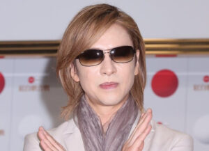 【悲報】YOSHIKI「HAYASiiが俺の林じゃなかったら。寝ぼけてツイートしちゃったみたい」