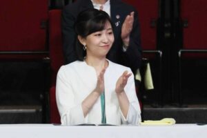【画像】大阪万博での佳子様のファンサｗｗｗｗｗｗｗｗ