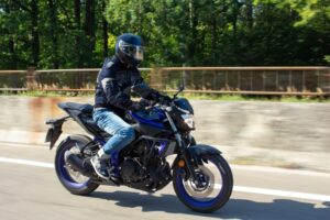 昨日バイクチームのツーリングに初参加したんだが最悪だった