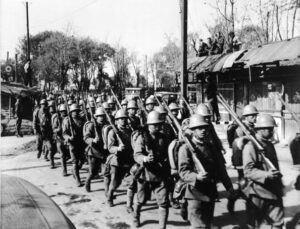 大日本帝国陸軍「侵攻できたとして、食糧どうすんだよ😡」大本営「現地調達」陸軍「え？」