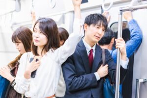 【証拠あり】ワイ氏、電車でお姉さんにケツと息子を触られるｗｗｗｗｗｗ