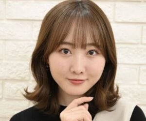 【画像】本田望結さん、オパイを躍動させてしまう