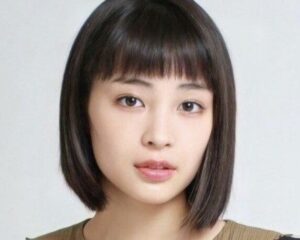 【画像】芦田愛菜vs広瀬すずvs岡田紗佳vs幾田りらでおっぱい対決wwwwww