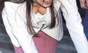 【画像】一番シコれる女子アナのパイチラ放送事故、これに大決定するｗｗｗｗｗｗｗ【他108枚】