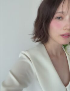 【画像】本田翼さん(33)のこぼれそうなお●ぱいwwwwwwwwww