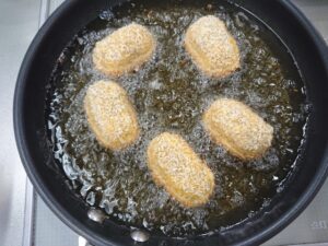 【悲報】食うのに43年待たないといけないコロッケｗｗｗｗｗｗｗｗｗｗ