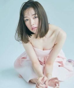 テレビに『佐藤栞里』出てるとオッパイ見ちゃうやつwwwwwwwwwww