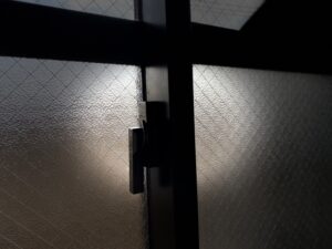 【戦慄】ワイ、夏に窓開けっぱなしでとんでもない恐怖を味わう