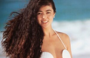 【画像】武田久美子とかいうレジェンド女優の貝殻ビキニｗｗｗｗｗｗｗｗｗ