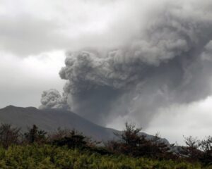 【悲報】トカラ列島、地震が連発しそろそろヤバそう😨