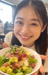 【画像】ひたすらデカい物を食い散らかす女子が撮られるｗｗｗｗｗ