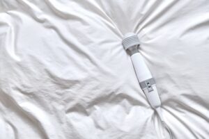 17歳女子だけど病んでる時って性欲バグってオナりまくるよね？