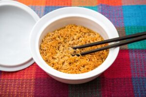 サバ缶をチキンラーメンにぶち込んだ結果ｗｗｗｗｗｗｗｗｗｗ