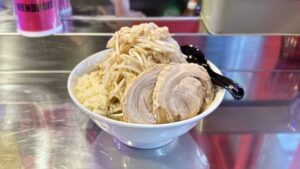 【悲報】二郎系ラーメン、またしても炎上
