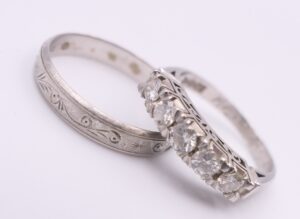 彼女と婚約してるがメンヘラ過ぎて婚約破棄したい