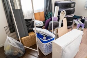 賃貸追い出されるんだけど不用品を全部放置してくｗｗｗｗｗｗ
