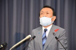 【画像】麻生太郎、今までに見たことがないレベルの笑顔ｗｗｗｗｗｗｗ