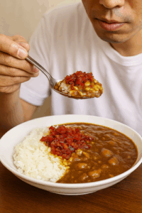 福神漬けをカレーに混ぜて食う奴はバカです