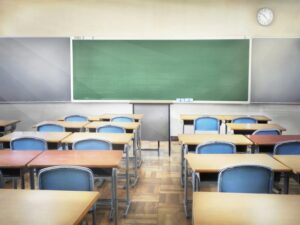 クラスにやばい奴が沢山いるけど質問ある？