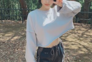 【画像】ボーイッシュ女子の乳カーテンｗｗｗｗｗｗｗ