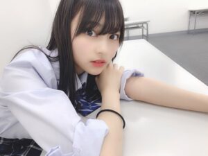 【画像】そんな事言うけど隣がこの子だったら毎日学校行くだろ？