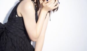 【画像】華奢な人妻の『こういう乳首率』は異常wwwwww