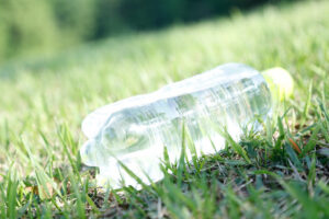 【動画】ペットボトルの水を3秒で飲むギャルが撮られるｗｗｗｗｗｗｗｗｗｗｗｗ