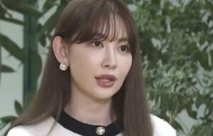 【画像】小嶋陽菜(36)のスク水Fカップ、えちちwwwwww