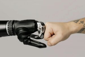 【速報】中国の最新のロボット、なんかお前らみたい・・・